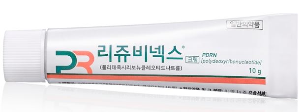 리쥬비넥스 크림 튜브 제품 이미지 – 바르는 리쥬란으로 알려진 PDRN 성분 함유 피부 재생 연고